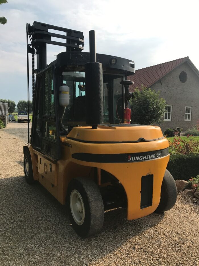 1071 Jungheinrich TFG 660