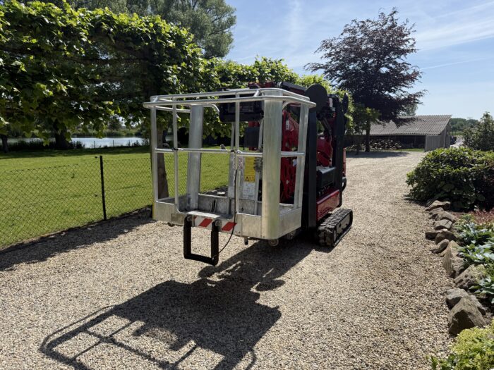 Alternative view of Hinowa LightLift 15.70 IIIS