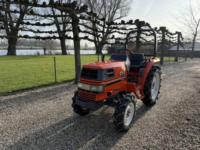 Kubota GT 3 4