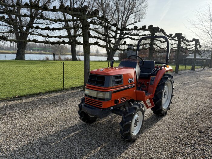 Kubota GT 3 5