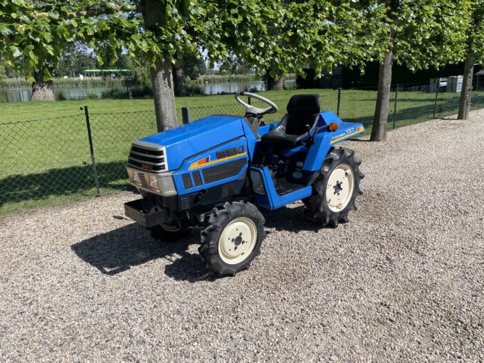 Alternative view of Iseki Landhope 137 F