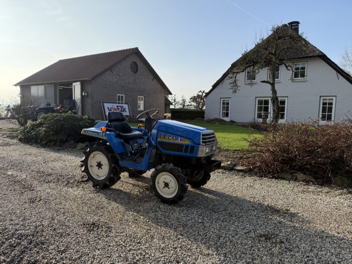 Iseki Landhope 137 6