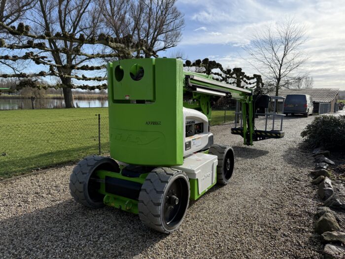 Niftylift HR15 4