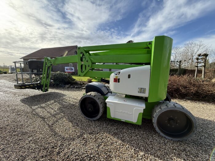 Niftylift HR15 8