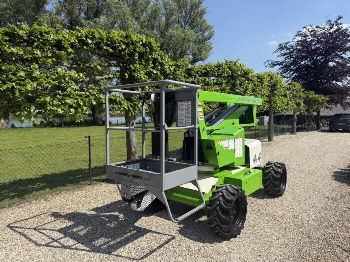 Alternative view of Niftylift HR12 4x4 Knikarm Hoogwerker
