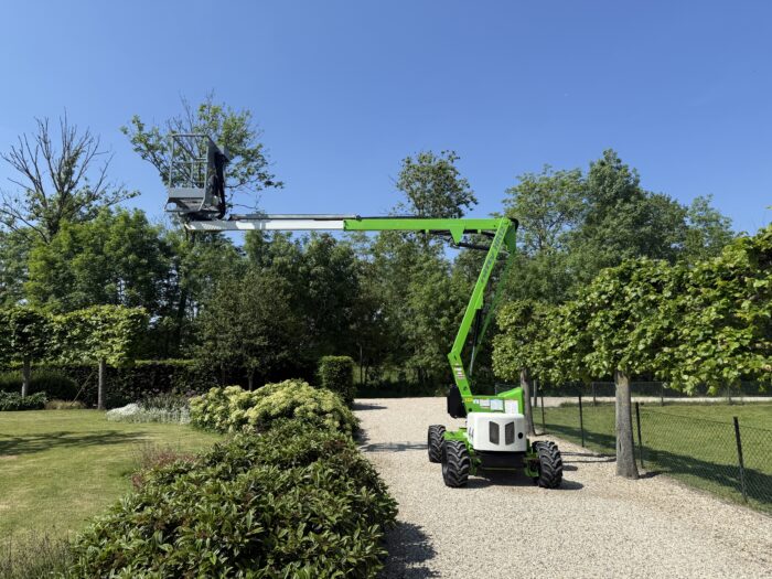 Niftylift HR12 4x4 Knikarm Hoogwerker 26 20260522 133955629 iOS