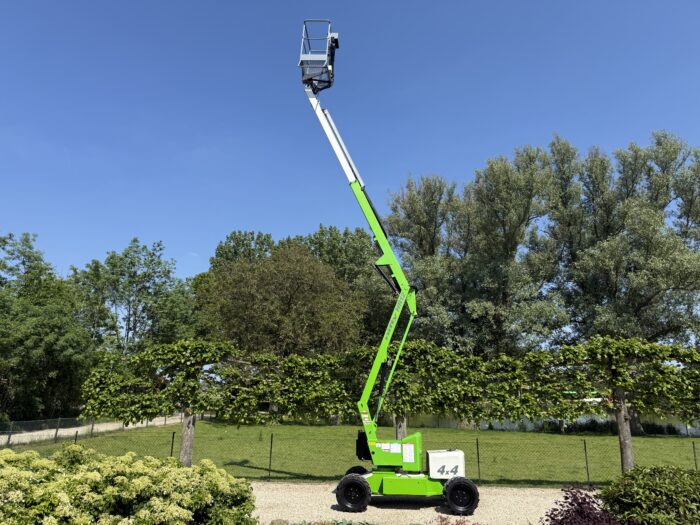 Niftylift HR12 4x4 Knikarm Hoogwerker 27 20260522 134105694 iOS