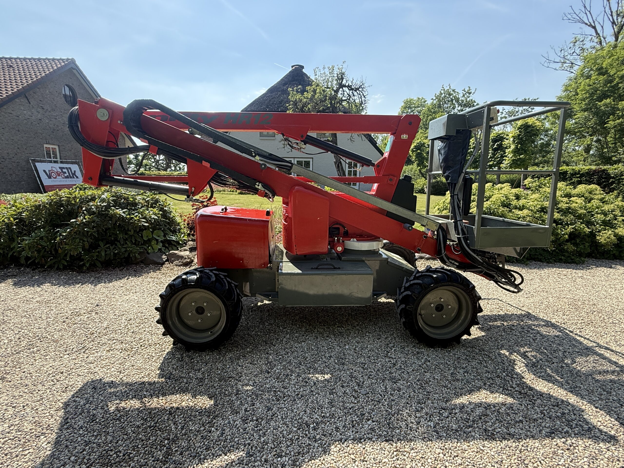 Niftylift HR12 4x4 Knikarm Hoogwerker 13 Niftylift HR12 4x4 Knikarm Hoogwerker - Afbeelding 13