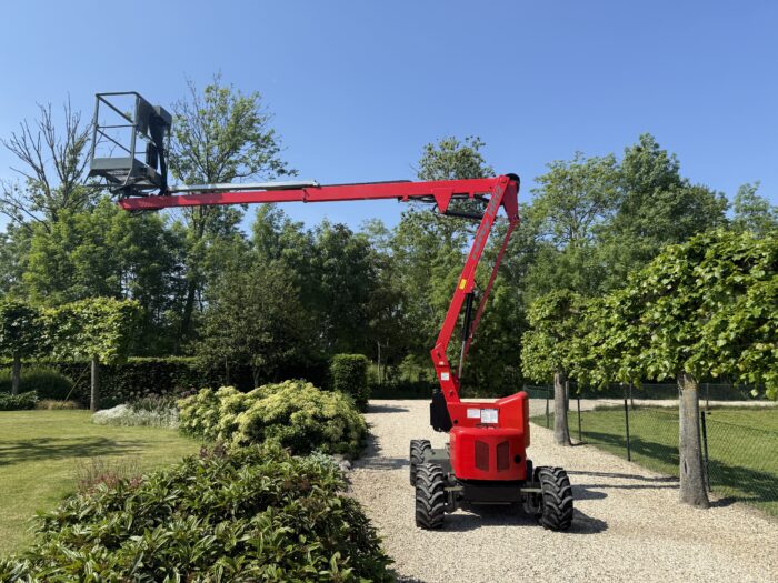 Niftylift HR12 4x4 Knikarm Hoogwerker 36 20260522 135633623 iOS