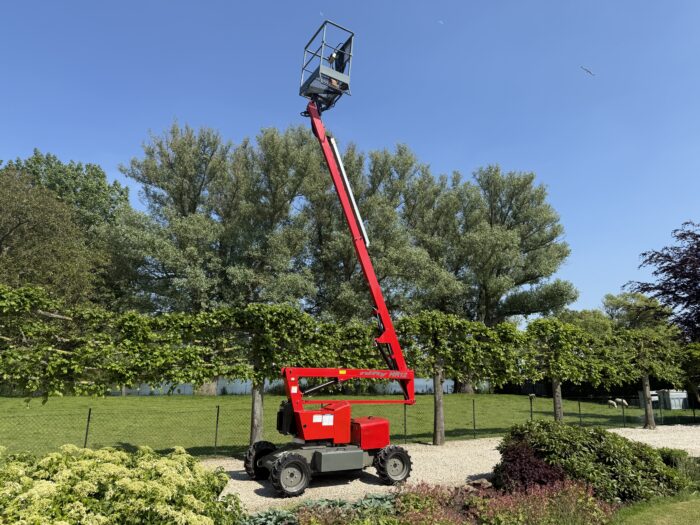 Niftylift HR12 4x4 Knikarm Hoogwerker 39 20260522 135848938 iOS